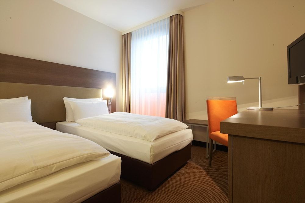 IntercityHotel Berlin Hauptbahnhof Standard Twin Room 2