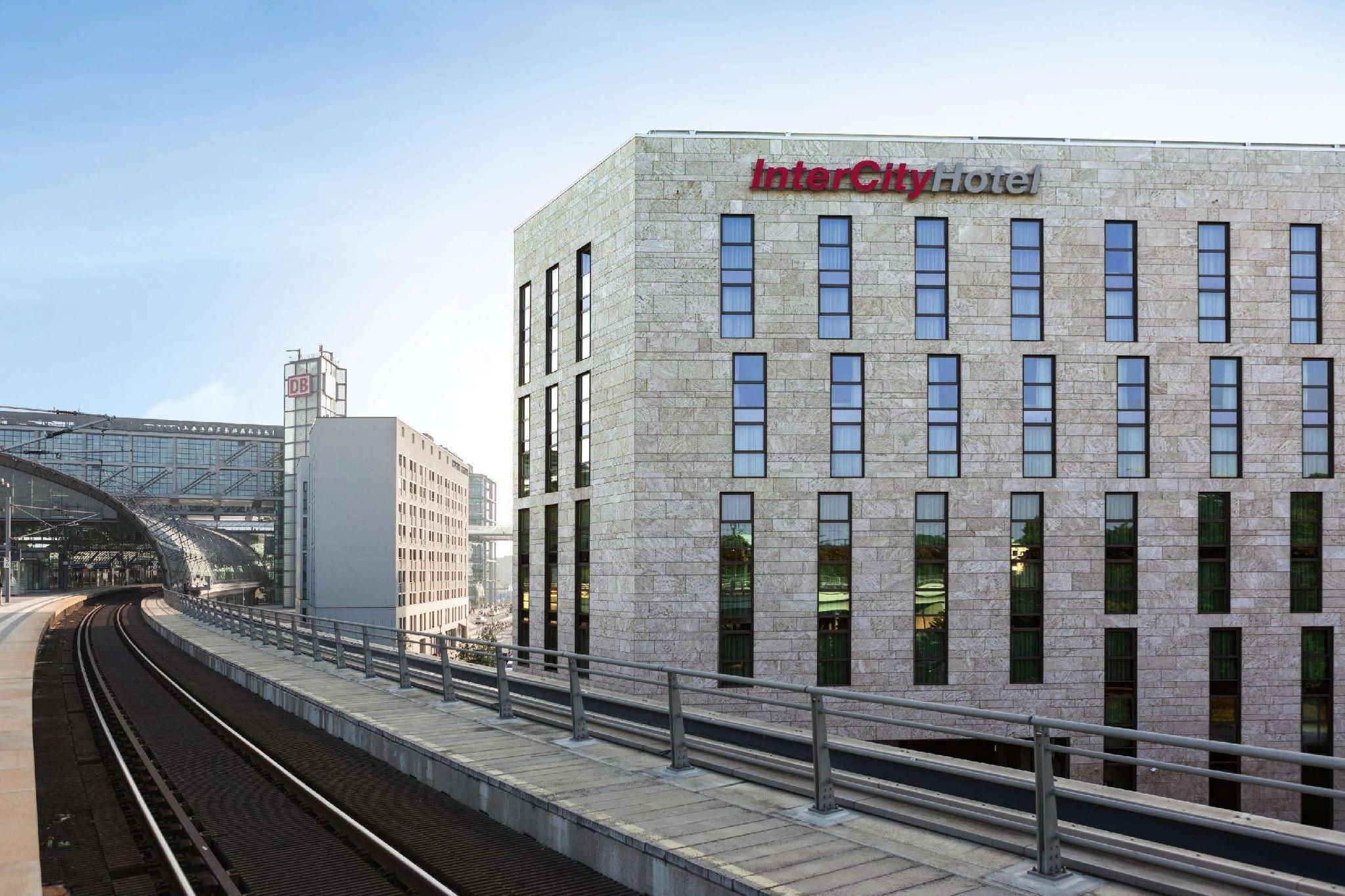 undefined IntercityHotel Berlin Hauptbahnhof 3