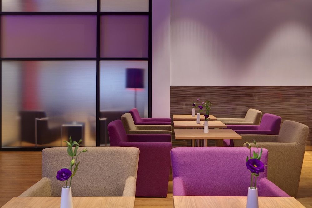 undefined IntercityHotel Berlin Hauptbahnhof 8