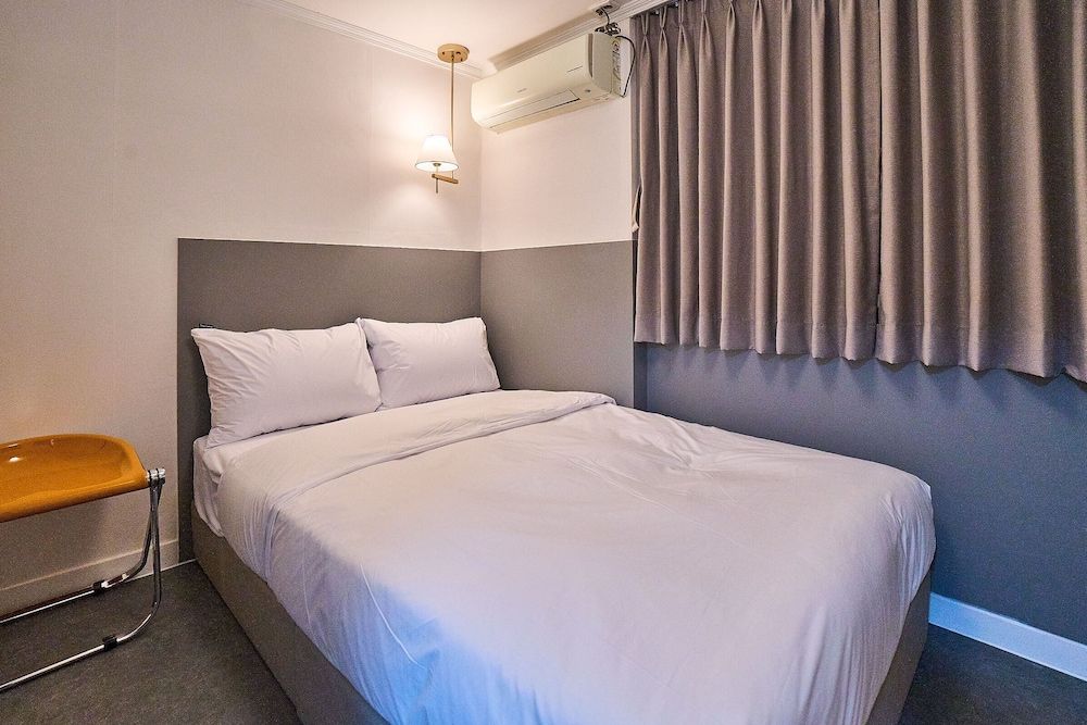 Stay Seorae Deluxe Room (Smart Key Self Check-in) 3