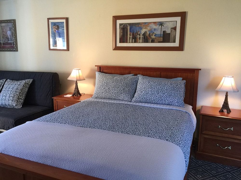Classic Studio, 1 Queen Bed