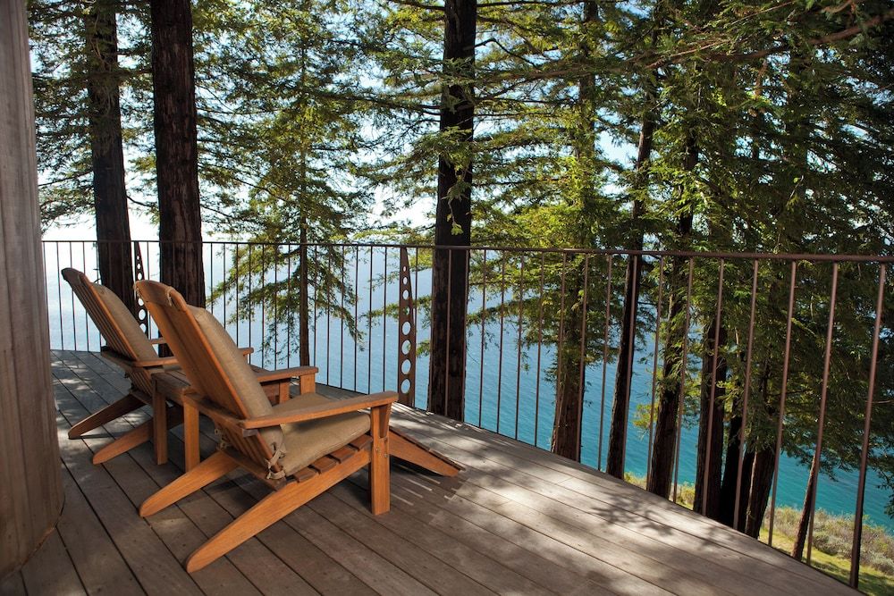 Post Ranch Inn Upper Coast House Tree & Ocean View