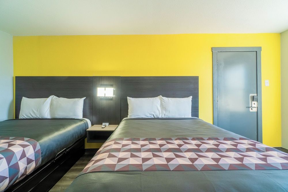 Royal Inn by OYO Room, 2 Queen Beds, Non Smoking 12