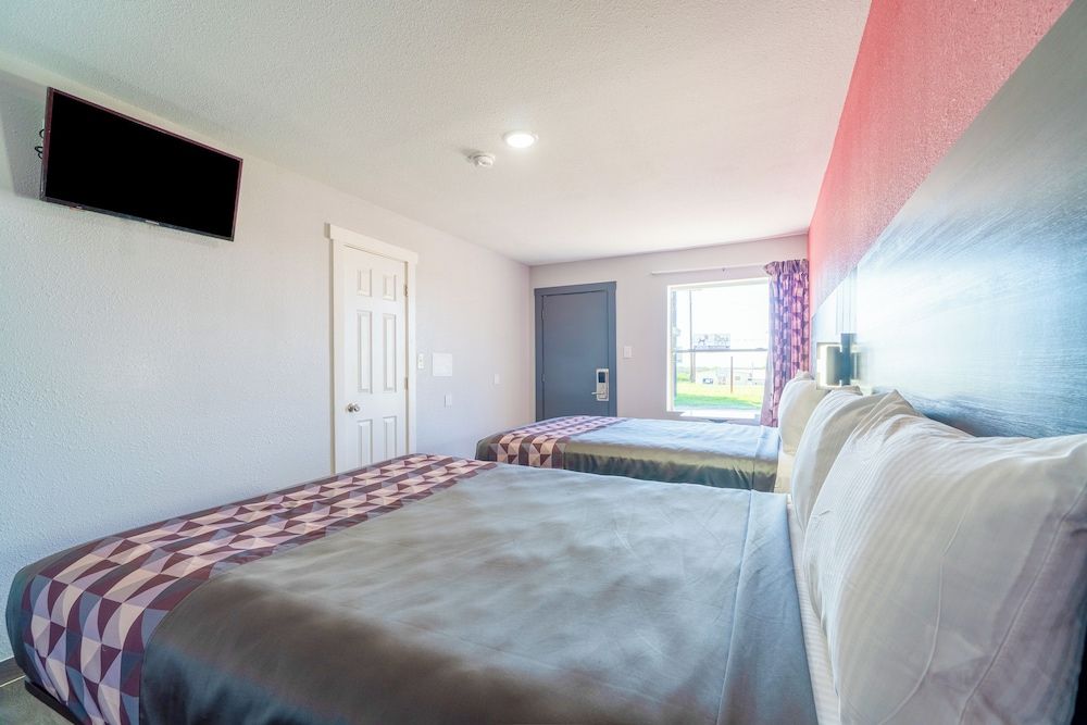 Royal Inn by OYO Room, 2 Queen Beds, Non Smoking 7