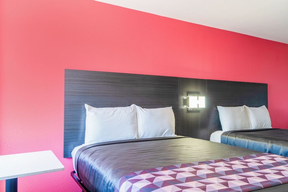 Royal Inn by OYO Room, 2 Queen Beds, Non Smoking 9