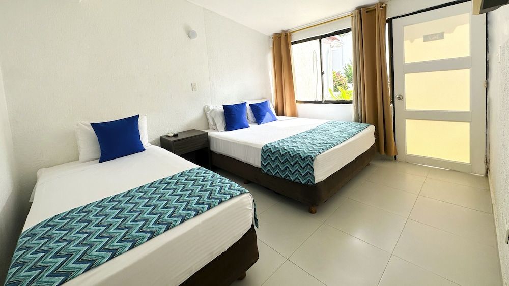 Hotel Blue Reef by On vacation Standard Triple Room 2