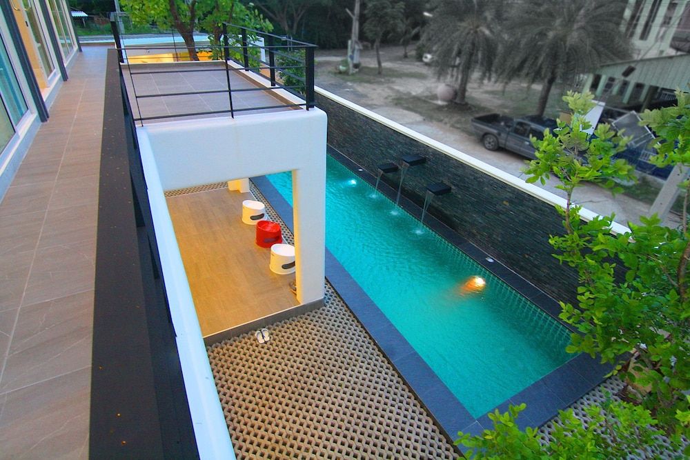 Private Pool