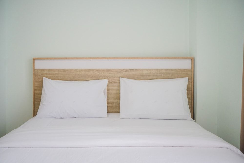 undefined Fully Furnished Best Living Studio Springwood Apartment 5