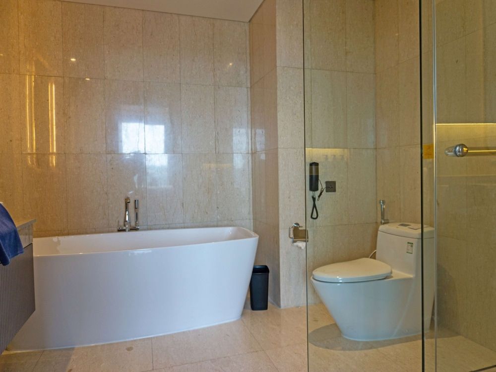 Royal Suite, 1 King Bed, City View