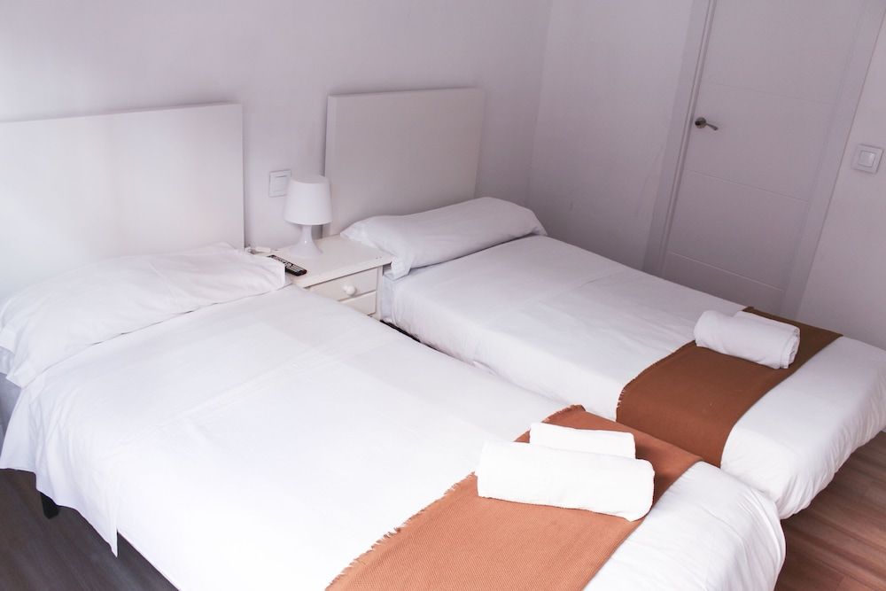 Pensión MYD La Estrella Basic Double Room 8