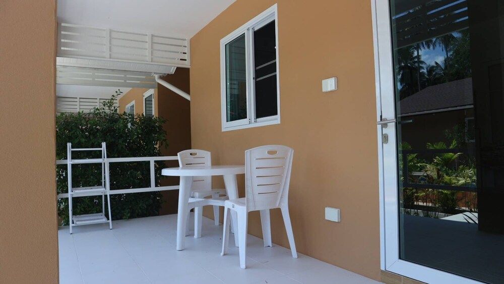 Bansabai pool villa guesthouse Family 8 4