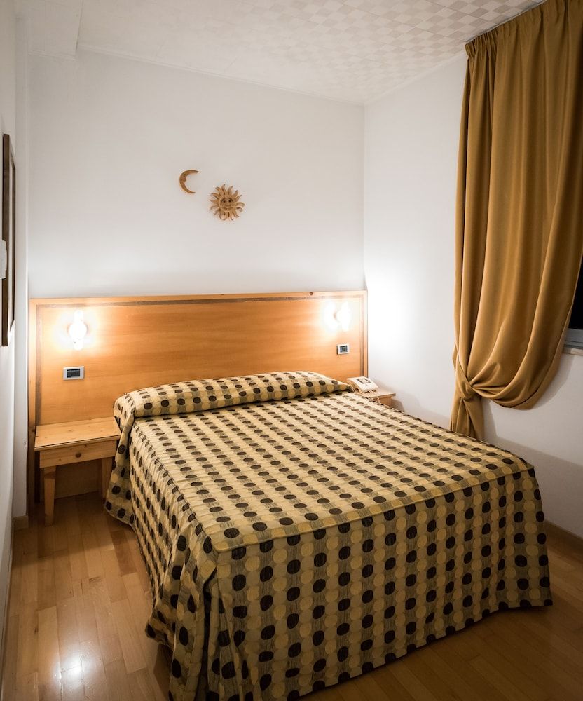 HOTEL GIALLETTI Classic Single Room 2