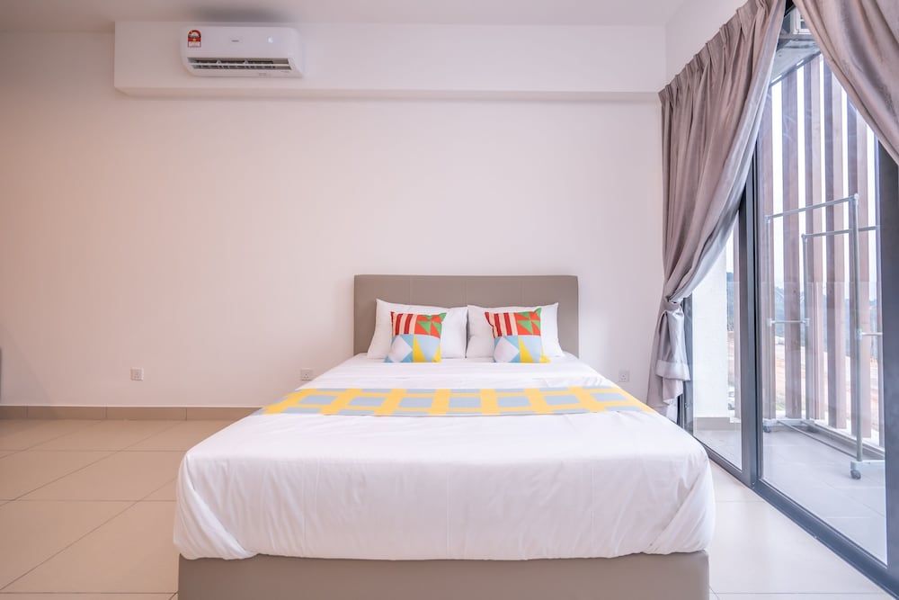 OYO Home89606Exquisite Studio Midhill Classic Room 3