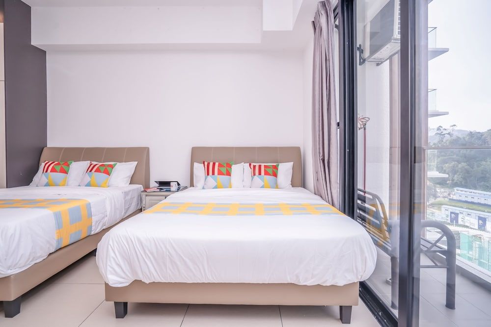 undefined OYOHome 89448 Extraordinary Studio 10