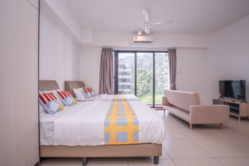 undefined OYOHome 89448 Extraordinary Studio 8