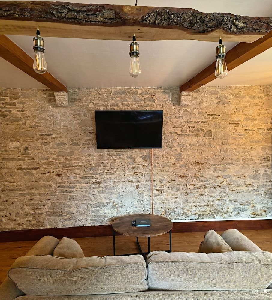 Superior Studio