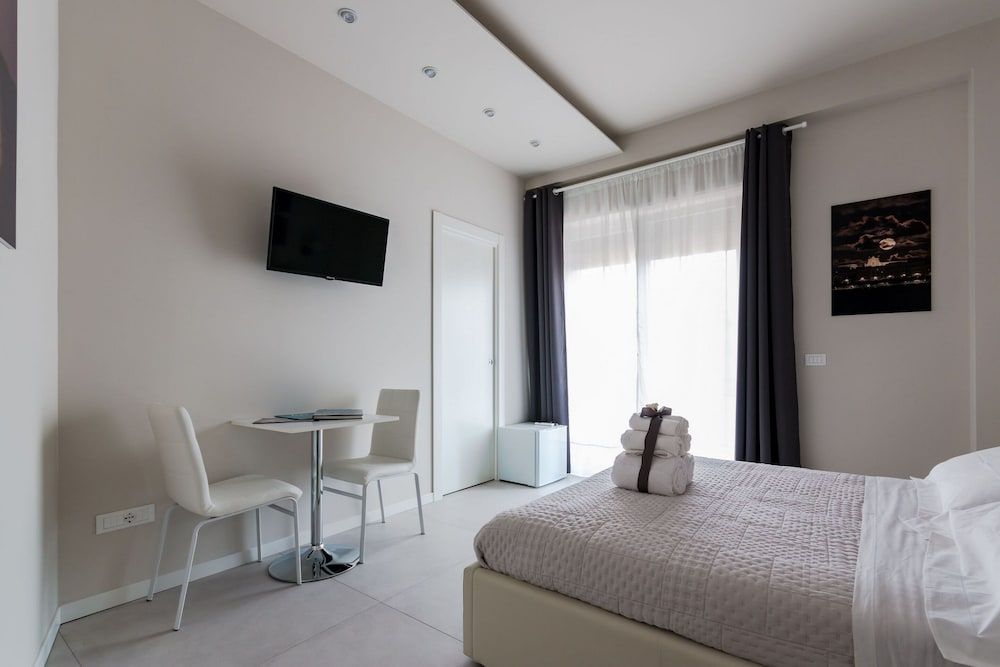 PhotoRooms B&B
