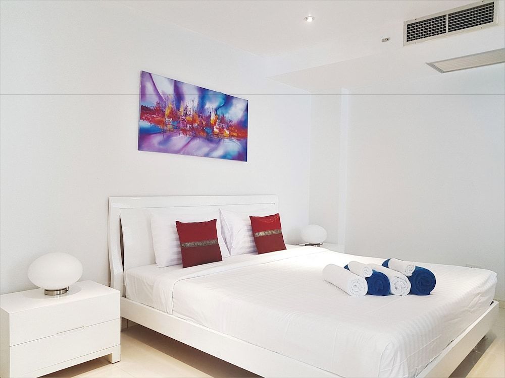 undefined Sunset Plaza 5 Karon Beach by PHR 10