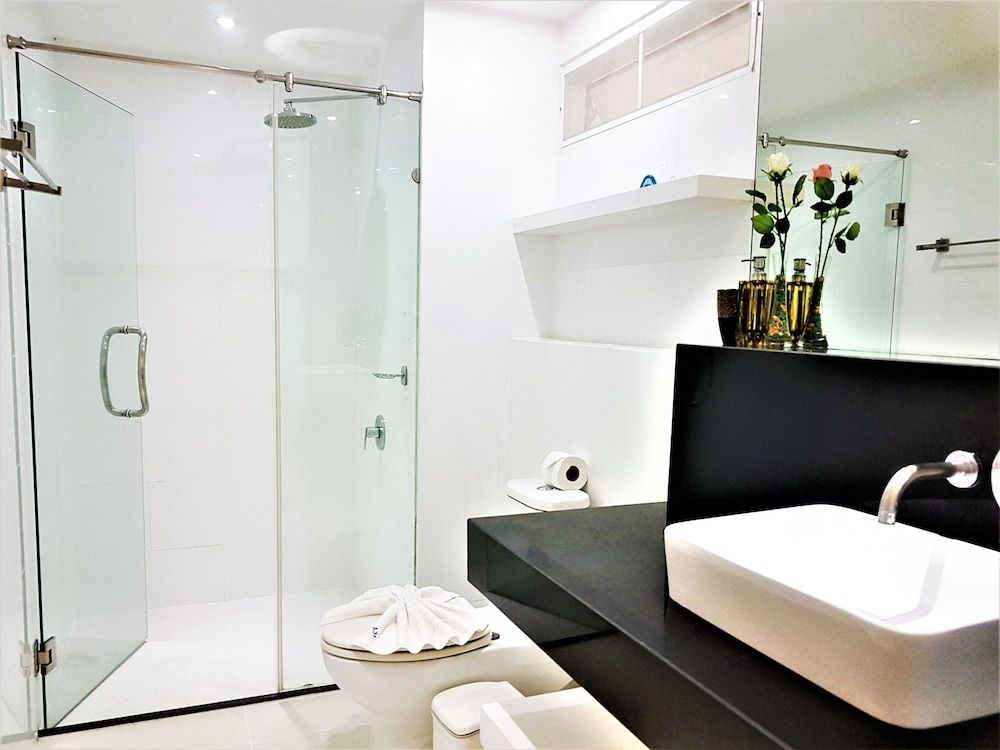 Sunset Plaza 5 Karon Beach by PHR Exclusive Apartment, 2 Bedrooms, Pool Access 9