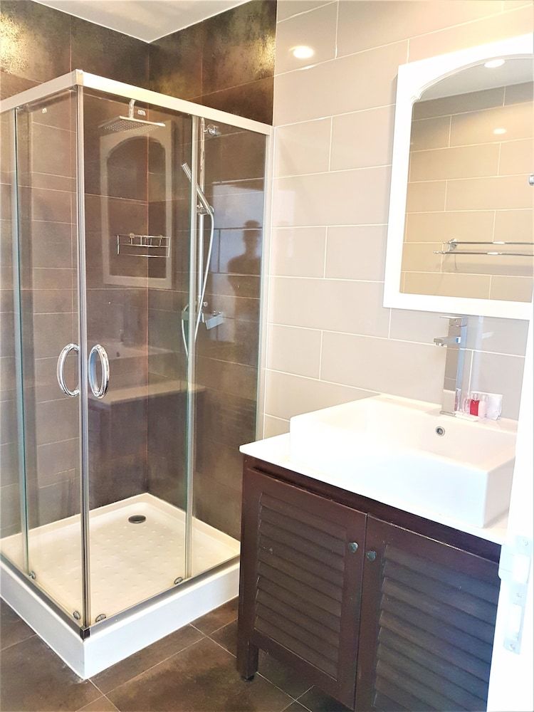 KB Apartments 1 Karon Beach by PHR Superior Apartment, Balcony, Sea View 12