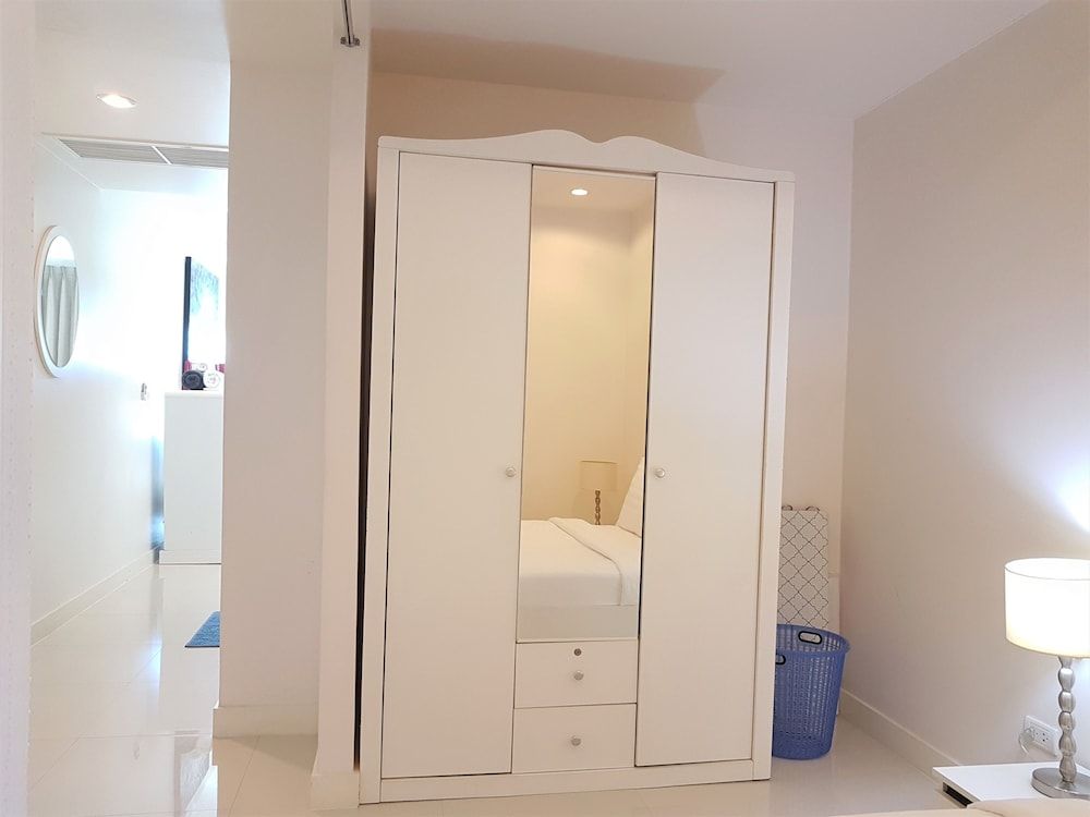 KB Apartments 1 Karon Beach by PHR Superior Apartment, Balcony, Sea View 10