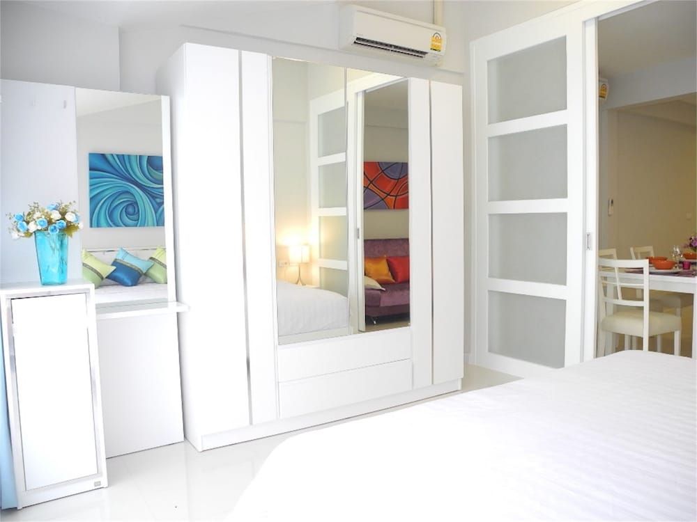 Kata Plaza 1 bedroom Centrical Apartment Apartment 8