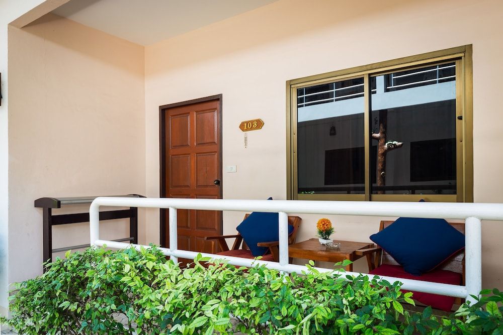 Smile House Karon Superior Twin Room 5