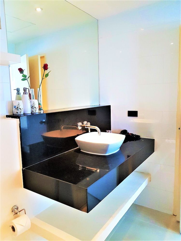 Sunset Plaza 3 Karon Beach by PHR Exclusive Condo, 2 Bedrooms, Pool Access, Pool View 12