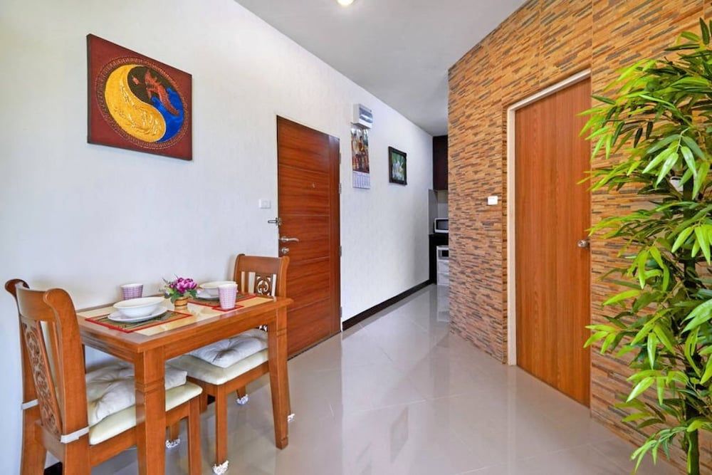 Chic Karon Beach by PHR Deluxe Apartment, King Bed, Balcony, Seaview 6