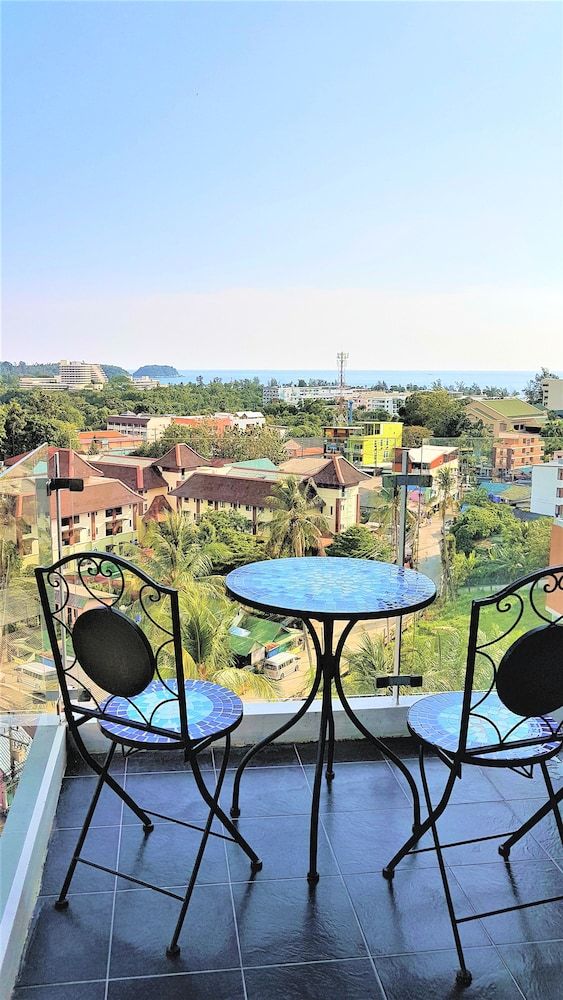 Chic Karon Beach by PHR Deluxe Apartment, King Bed, Balcony, Seaview 10
