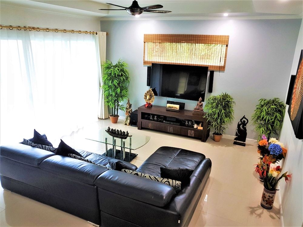 Pool Villa Karon Beach by PHR 2-Bedroom Villa with Private Pool 13