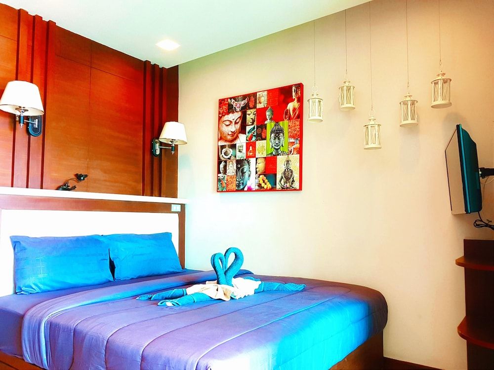 Sea and Sky 4 Karon Beach by PHR Design Apartment, 1 Bedroom, Balcony, Sea View 6