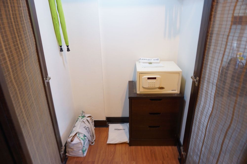 Bamboo House Phuket Superior Room 6