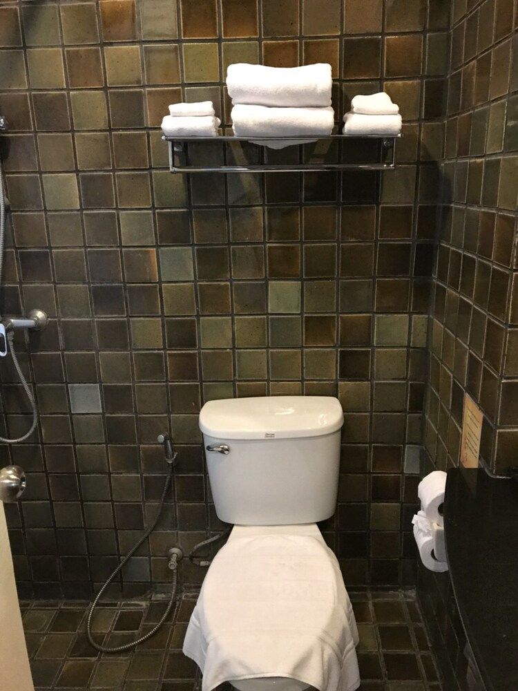 Bamboo House Phuket Superior Room 8