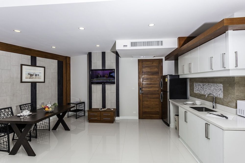 Q Kata Residence Grand Studio, 1 King Bed, Non Smoking 8