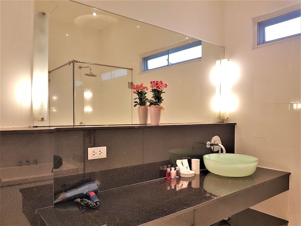 Sunset Plaza 2 Karon Beach by PHR Panoramic Penthouse, 4 Bedrooms, Jetted Tub, Sea View 39