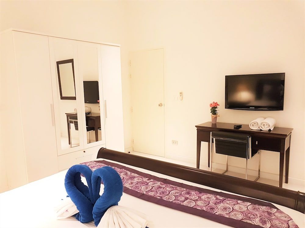 undefined Sunset Plaza 2 Karon Beach by PHR 8