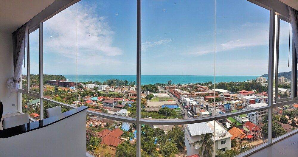 Sunset Plaza 2 Karon Beach by PHR Panoramic Penthouse, 4 Bedrooms, Jetted Tub, Sea View 35
