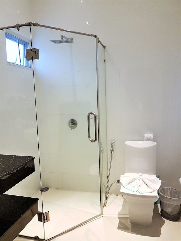 Sunset Plaza 2 Karon Beach by PHR Panoramic Penthouse, 4 Bedrooms, Jetted Tub, Sea View 38