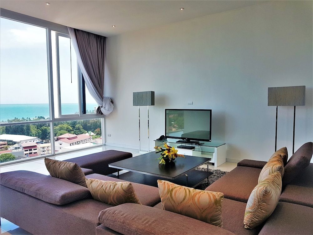 Sunset Plaza 2 Karon Beach by PHR Panoramic Penthouse, 4 Bedrooms, Jetted Tub, Sea View 27