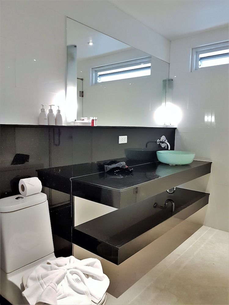 Sunset Plaza 2 Karon Beach by PHR Panoramic Penthouse, 4 Bedrooms, Jetted Tub, Sea View 37