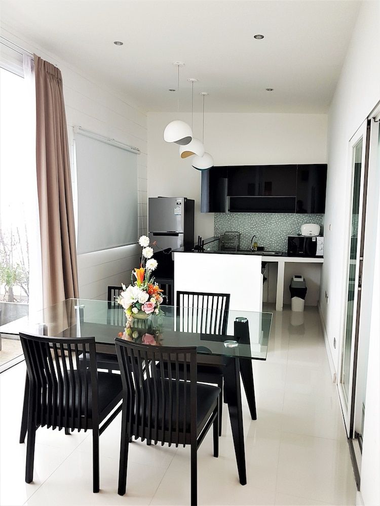 Sunset Plaza 2 Karon Beach by PHR Panoramic Penthouse, 4 Bedrooms, Jetted Tub, Sea View 17