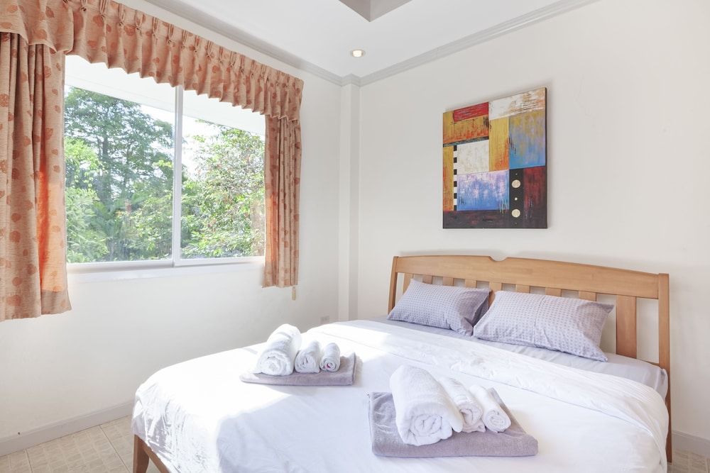 Karon Hill Villa 3-Bedroom Villa 6