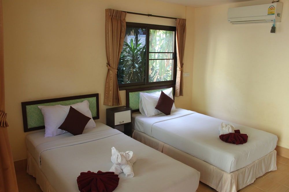 undefined Merit Hill