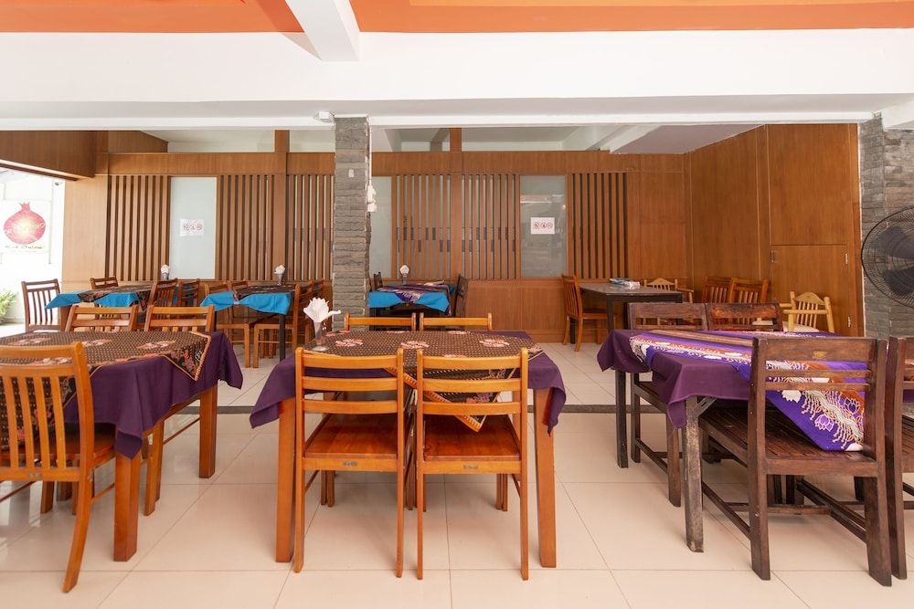 undefined OYO 328 Onion House 4