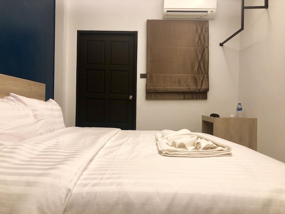 Tall Tree Kata Phuket - Hostel Standard Room 4