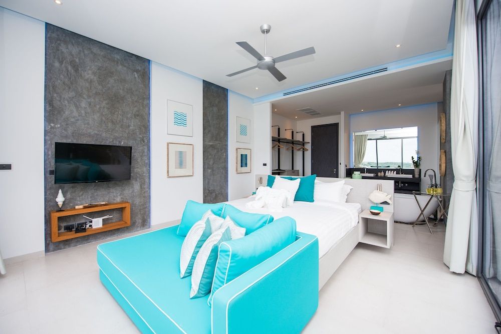 undefined Luxury 5-Bedroom Villa With Games Room in Kata 6