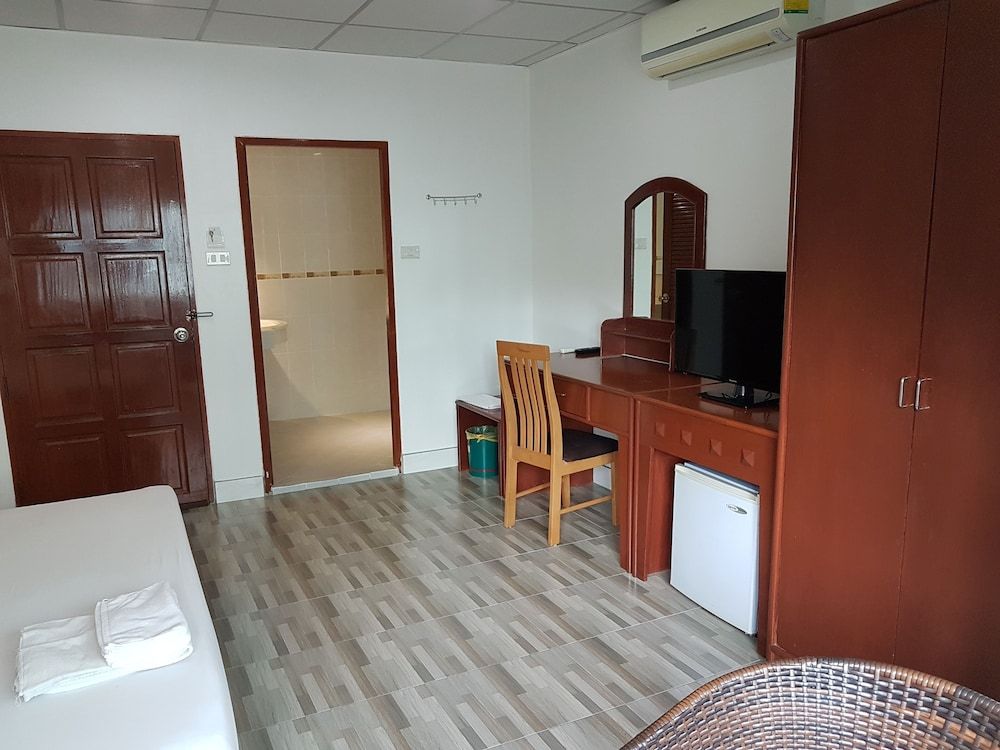 undefined Welcome Inn Hotel Karon Beach 8