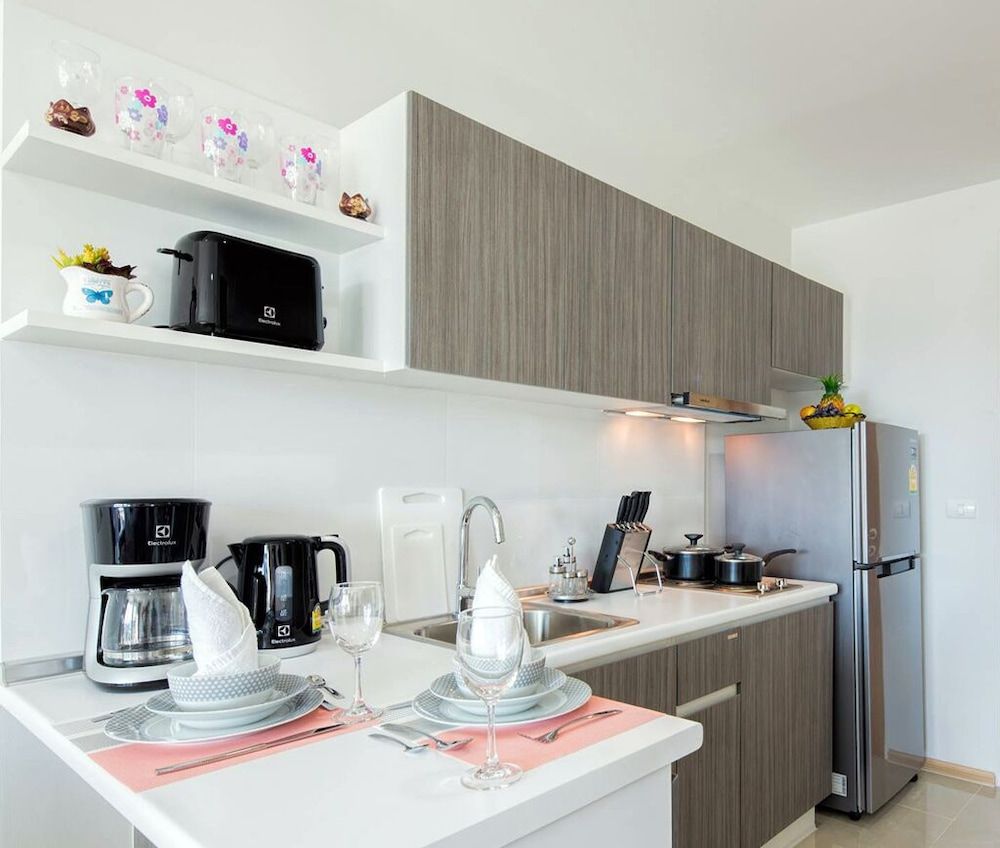 Kata Beach Ozone Superb Fully Equipped Studio Kitchen Washing Machine air con Apartment, 1 Bedroom, Smoking, Balcony 12