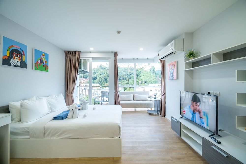 undefined Ozone Condo by Lofty 8